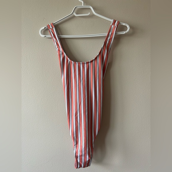 One piece bathing suit orange and white - Picture 1 of 3